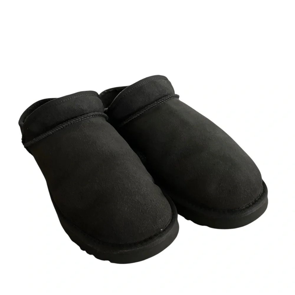 UGG Slip-On Loafers with Plush Comfort Man Size 12